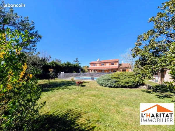 Villa 5 pièces 138 m²
