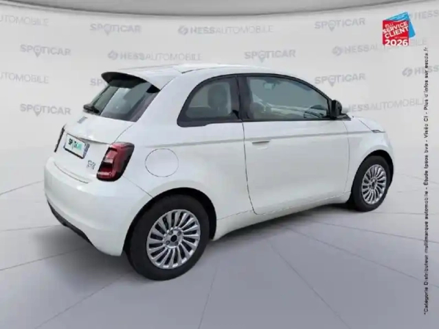Fiat 500 e 95ch action — photo 6