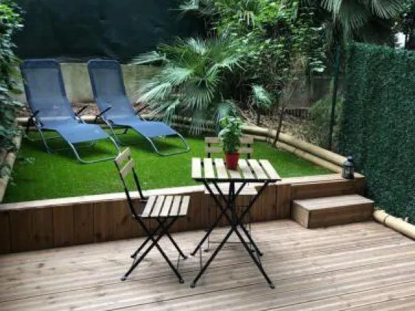 Location étudiante meublée avec jardin de 23m2 quartier hopital