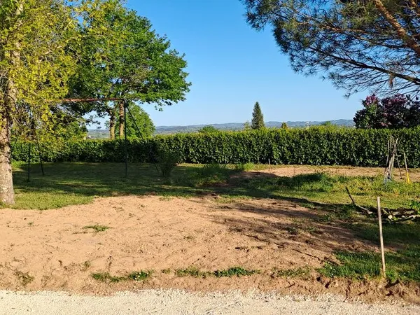 Terrain à bâtir de 840 m² Magrin