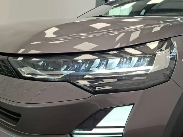 Renault Captur eco-g 100 ch — photo 37