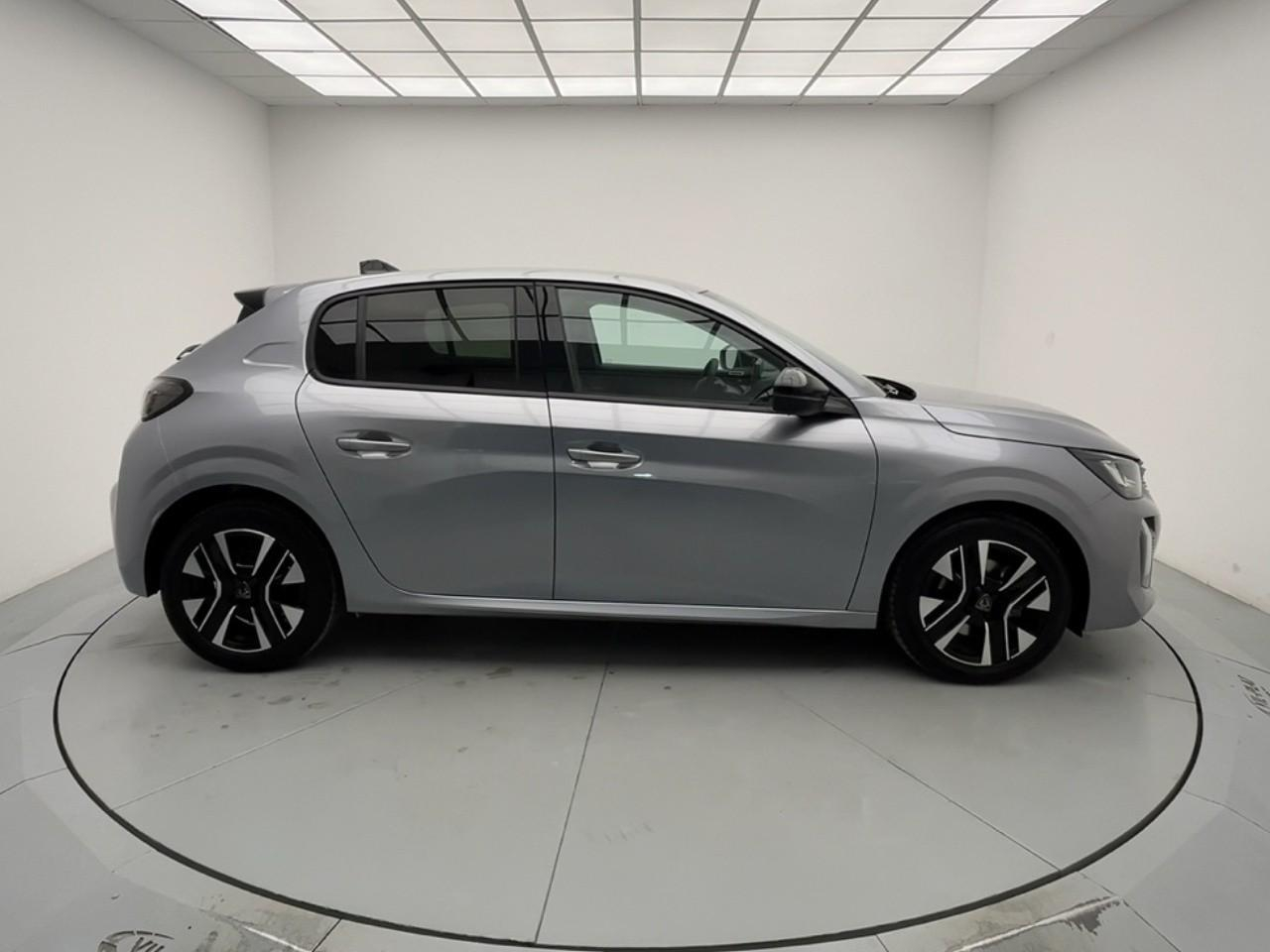 Peugeot 208 100 s&s bvm6 allure — photo 6