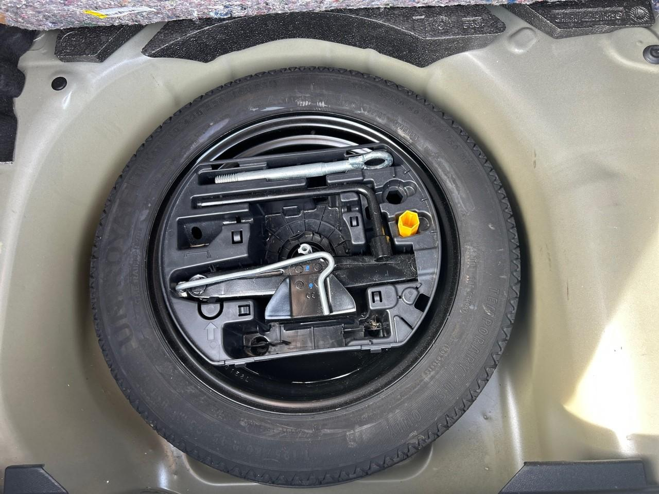 Peugeot 208 1.2 puretech 100ch s&s allure — photo 14