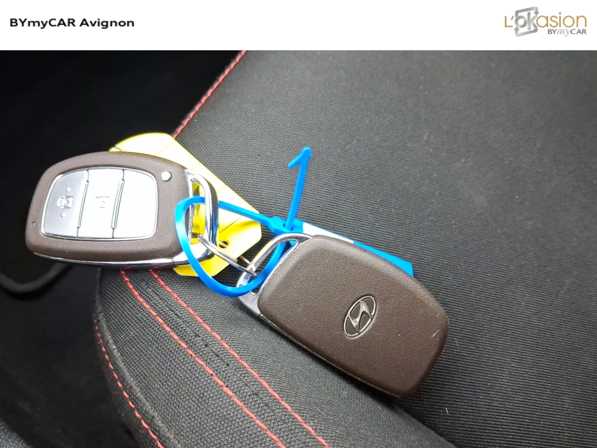 Hyundai i20 1.0 T-GDi 100 DCT-7 Hybrid 48V — photo 32