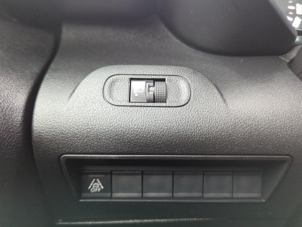 Citroën Berlingo van m 650 bluehdi 100 s&s bvm5 driver — photo 22