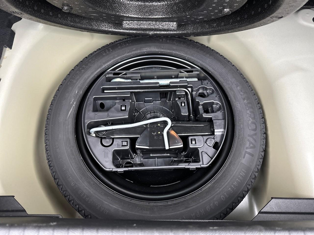 Peugeot 208 puretech 100 s&s bvm6 gt pack — photo 38