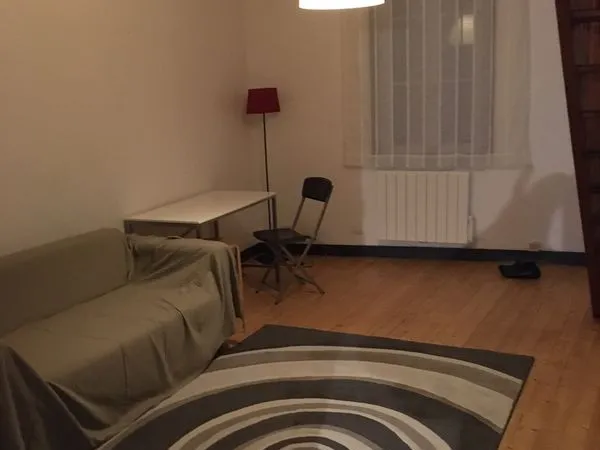 Loue agréable appartement sur Saintes, Quartier Saint Pallais