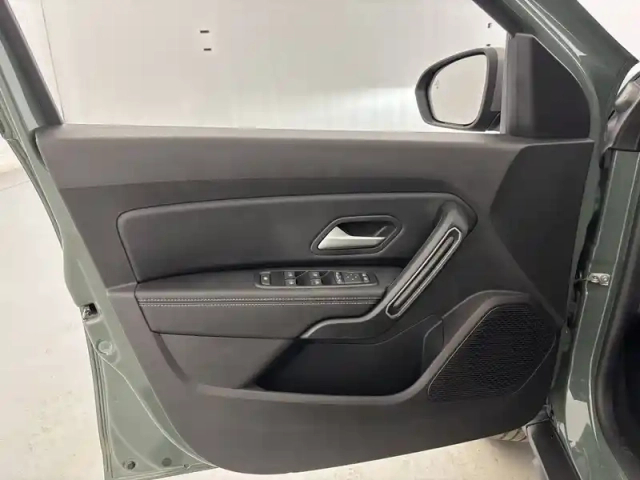 Dacia Duster eco-g 100 4x2 — photo 21