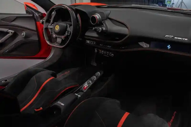 Ferrari F8 tributo 3.9  v8 biturbo 720ch — photo 50