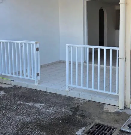 T2 bis rez-de-jardin avec véranda et clim - Le Lorrain, Séguineau