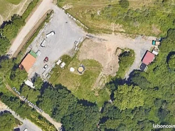 Location terrain 2000m2 gravillonné
