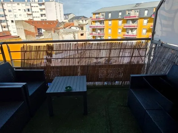 T3 résidence centre ville avec piscine et balcon