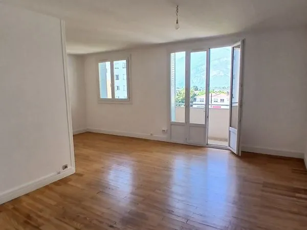 A louer F3 à Saint-Egrève