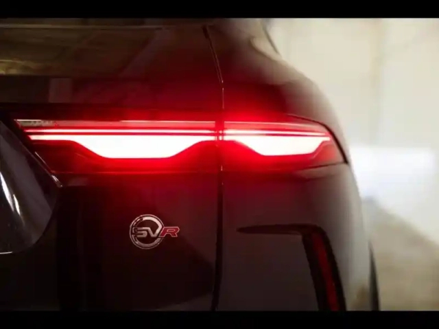 Jaguar F-Pace svr 5.0 550ch bva8 awd — photo 7