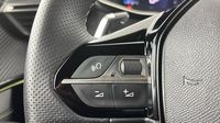 Peugeot 2008 1.2 PureTech 130ch S&S GT EAT8 — photo 10