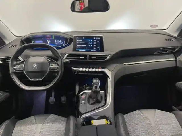 Peugeot 3008 1.2 puretech 130ch allure s&amp;s — photo 5