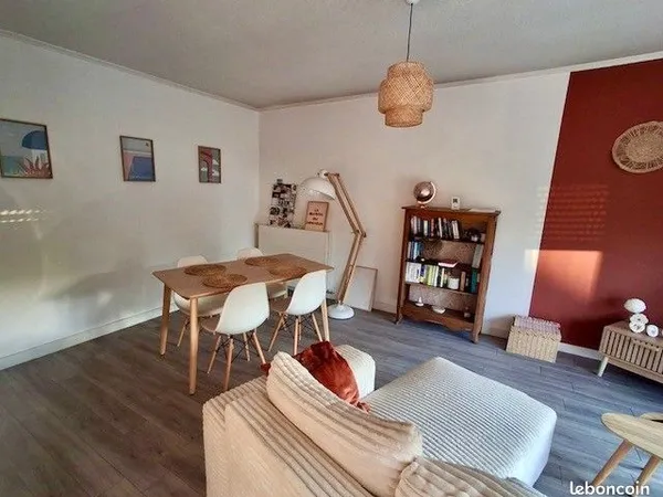 A VENDRE - Appartement T4 - 88m² avec cave et balcon à Pessac