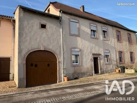 Maison 1 pièce 235 m²