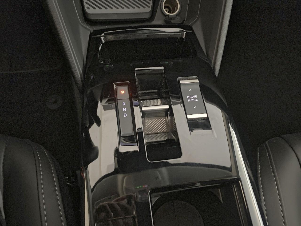 Citroën C4 hybride 145 ch e-dcs6 max — photo 17