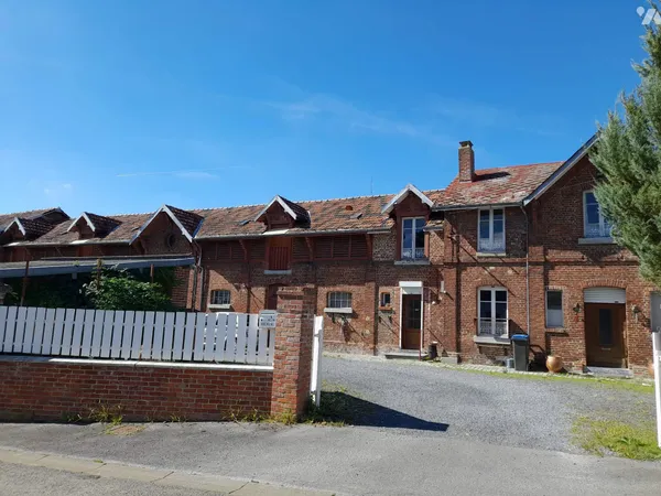 Maison 11 pièces 150 m²
