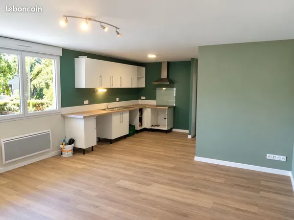 Villefranche-de-lauragais - t3 avec jardin - 63 m²