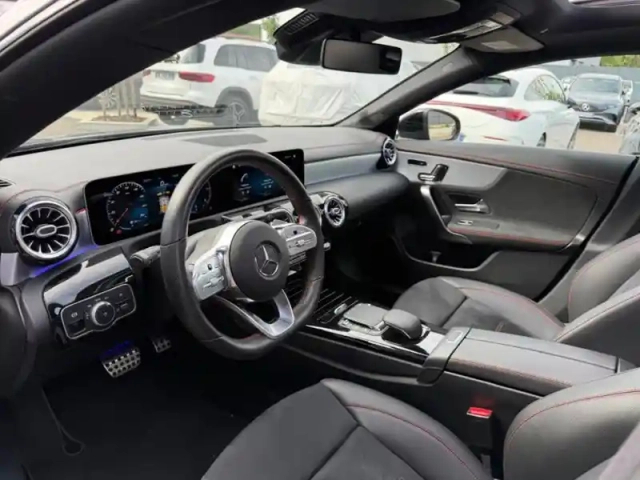 Mercedes Cla 220 d coupé amg line — photo 32