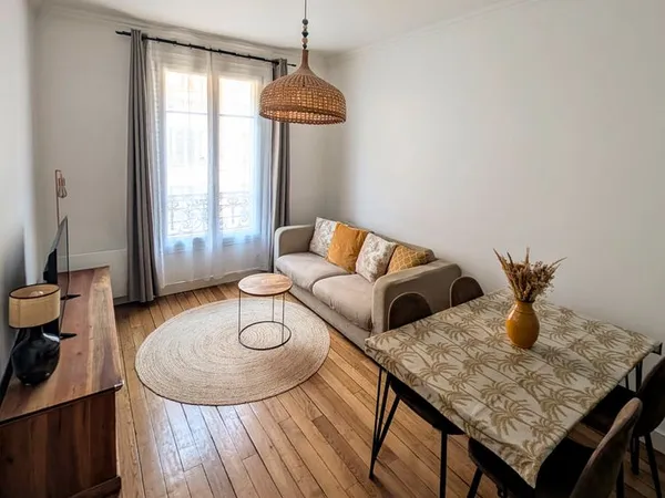 Paris 12e - Bel Air / Daumesnil | 3 pièces rénové de 49,67 m² avec ascenseur et cave