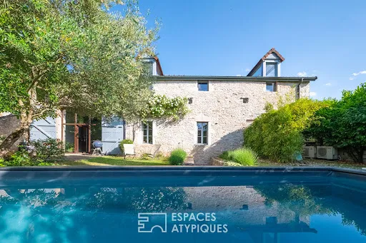 Maison 7 pièces 215 m²