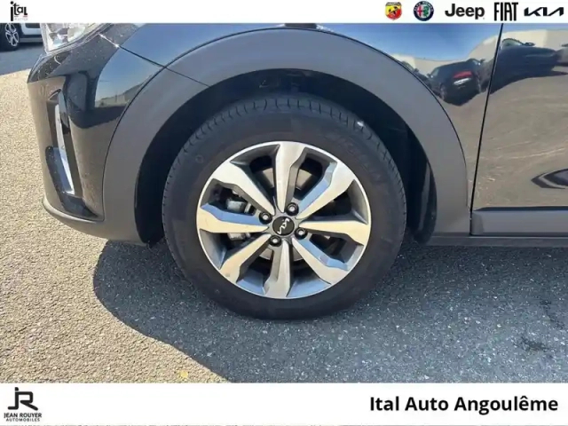 Kia Stonic 1.0 t-gdi 100ch active — photo 11