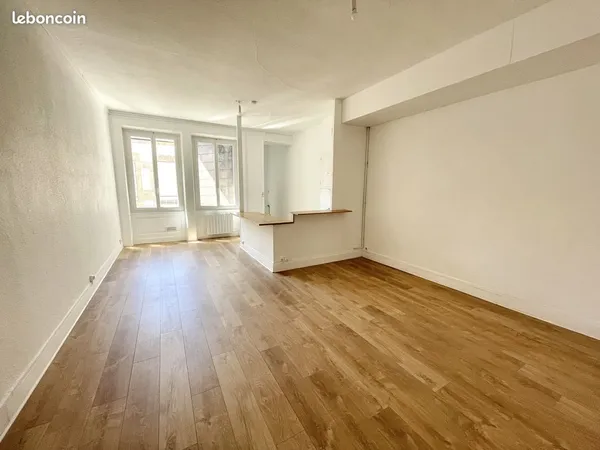 Appartement 3 pièces 84 m²
