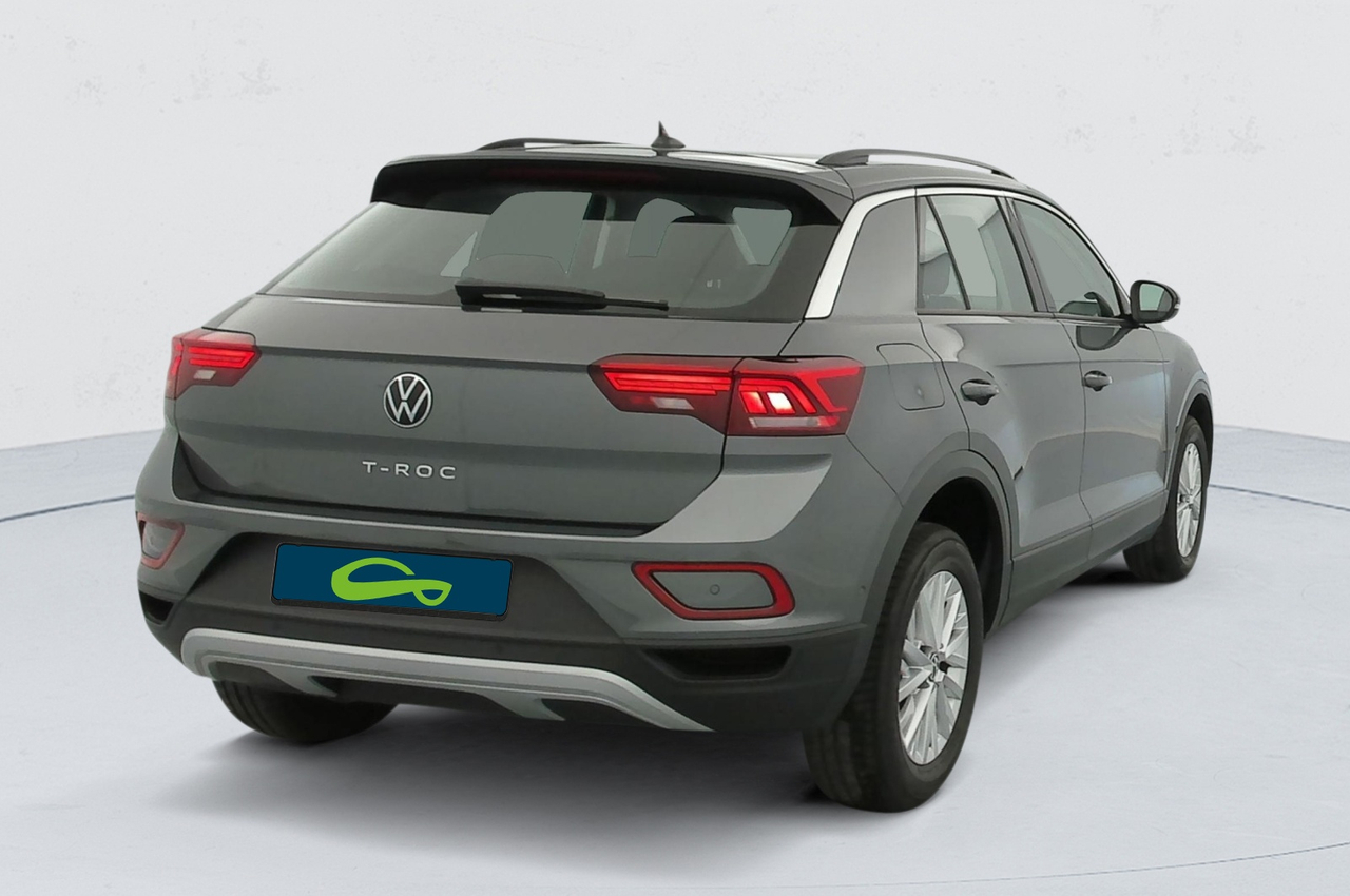 Volkswagen T-Roc — photo 5