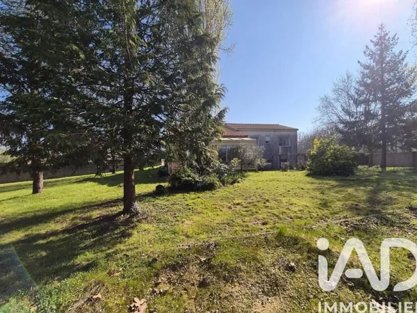 Maison 6 pièces 122 m²