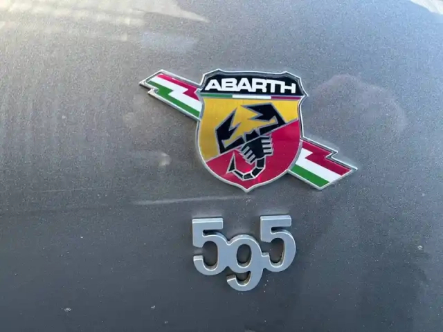Abarth 500 595 1.4 turbo 16v t-jet 160 ch bva5 — photo 20