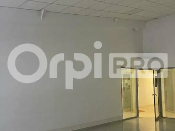 Bureau 54 m²