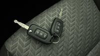 Renault Clio 1.5 Blue dCi 100ch Evolution — photo 16