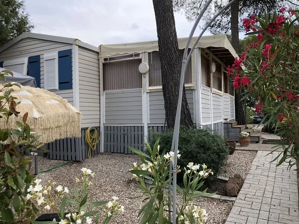 mobilhome dans résidence 5 étoiles
