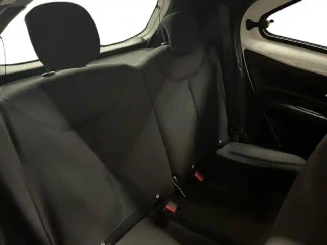 Toyota Aygo X 1.0 vvt-i 72ch dynamic — photo 9