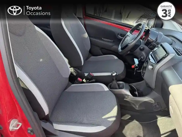 Toyota Aygo 1.0 vvt-i 72ch x-play 5p my19 — photo 12