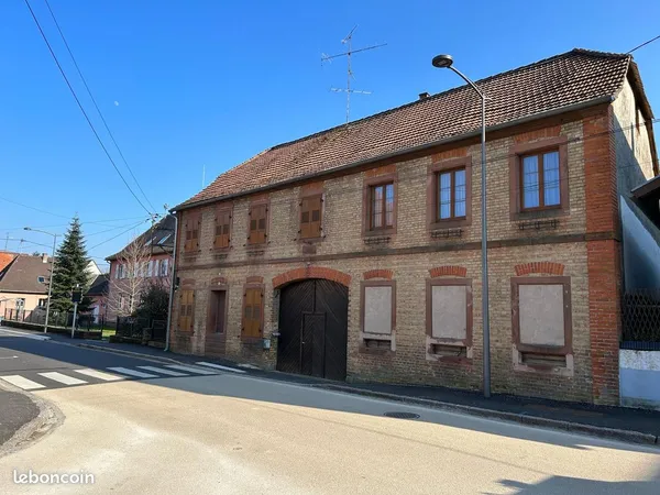 Maison 9 pièces 325 m²