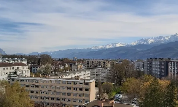 3 Pièces, 57 m² · Grenoble 38100 · Quartier Bajatière