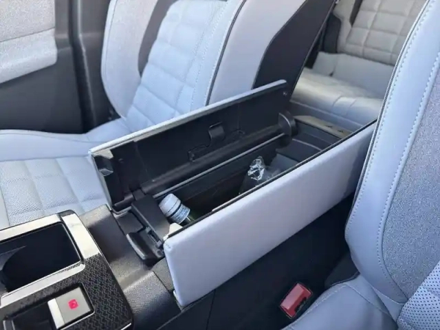 Citroën C5 Aircross hybride 145 ch e-dcs6 — photo 95