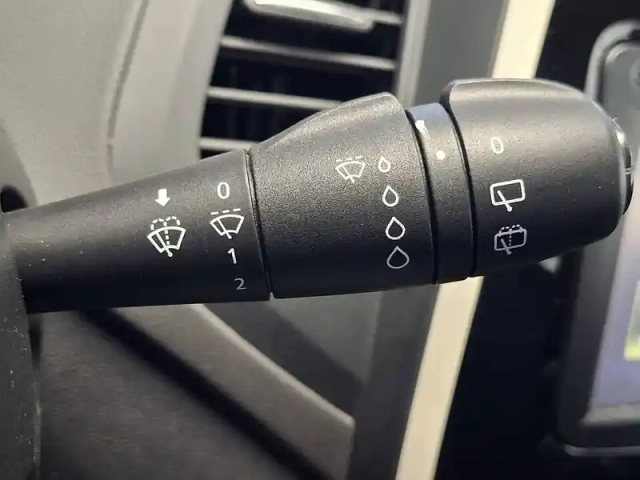 Renault Captur dci 90 e6c — photo 37