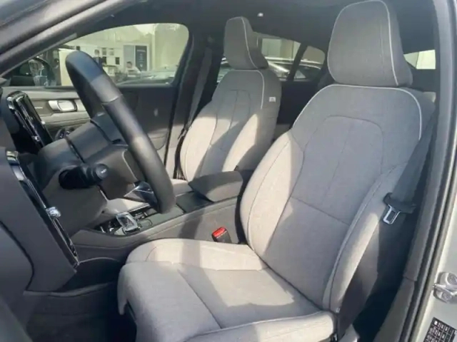 Volvo C40 recharge extended range 252ch ultimate — photo 6