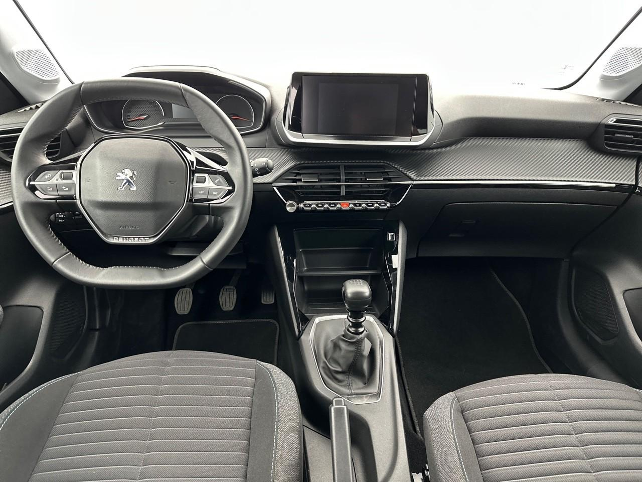 Peugeot 208 puretech 100 s&s bvm6 style — photo 11