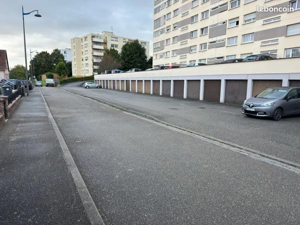 Garage à louer