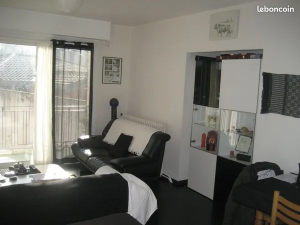 Appartement T3 - 71m² - Etage 1/4