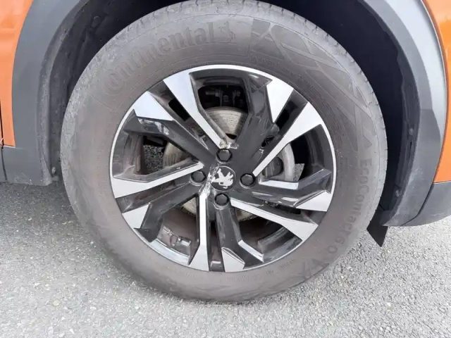 Peugeot 2008 puretech 100 s&amp;s bvm6 — photo 30