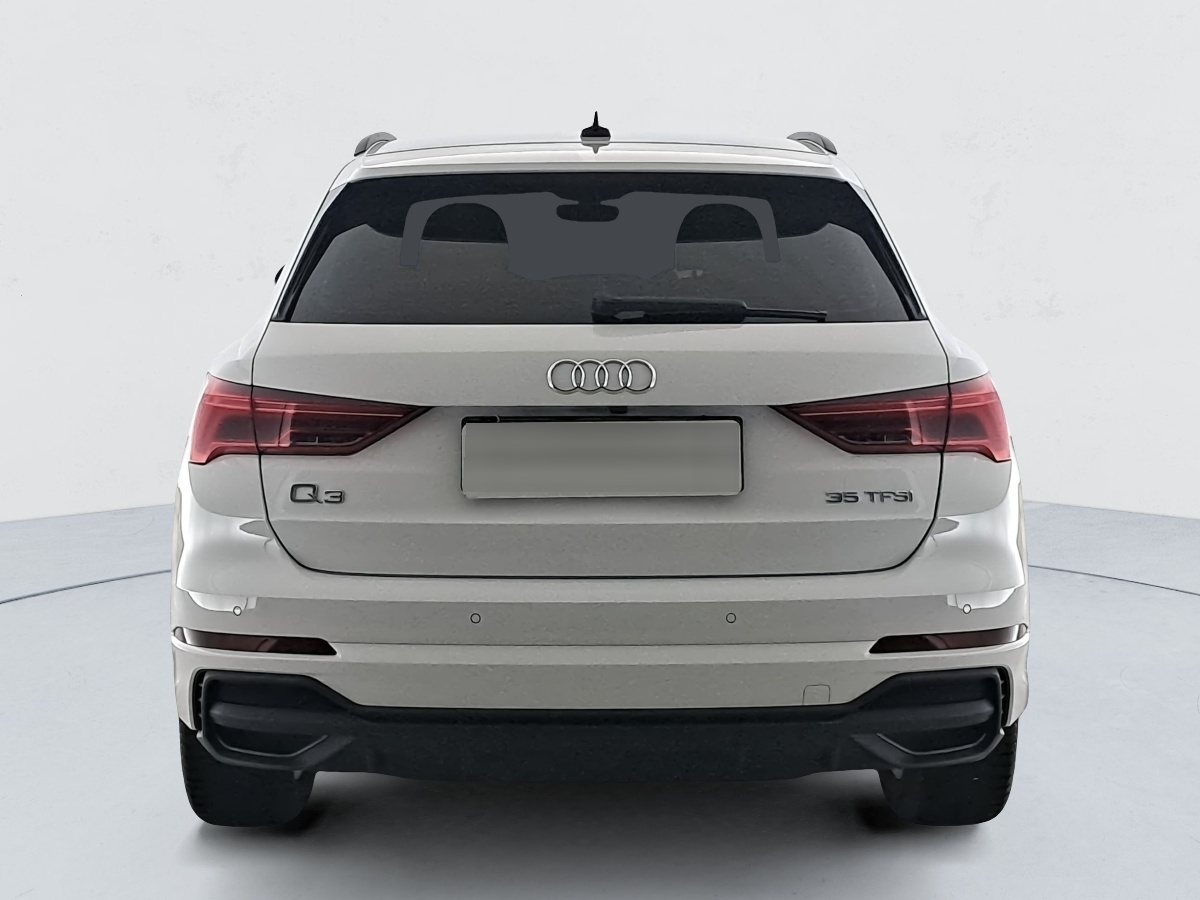 Audi Q3 — photo 4