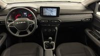 Dacia Sandero 1.0 TCe 90ch Expression — photo 11