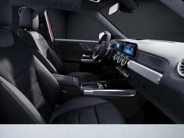 Mercedes Glb 200 d amg line — photo 9